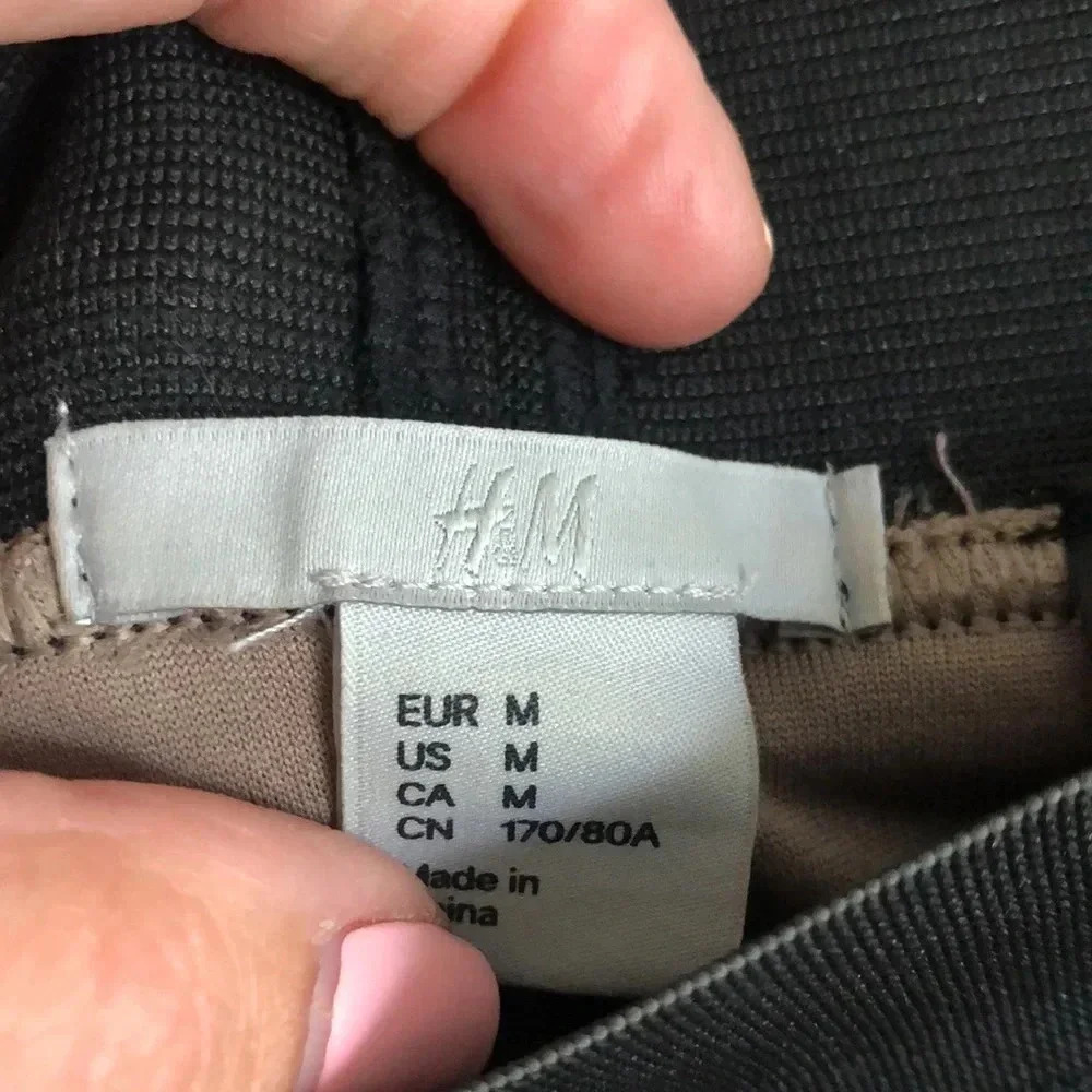 H&M textured beige Skirt - Picture 3 of 4